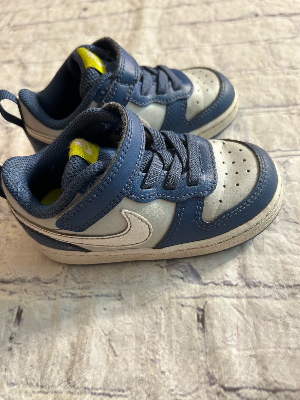NIKE COURT BOROUGH LOW TD SNEAKERS GREY FOG MYSTIC NAVY & WHICH LEATHER SIZE 6.5